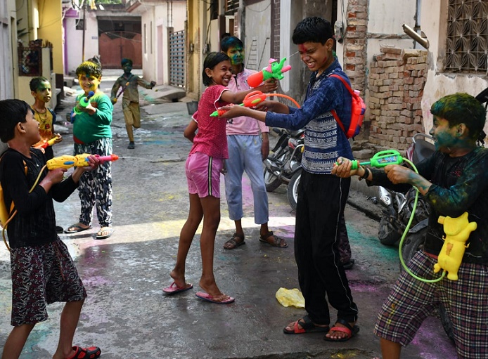 kanpur holi